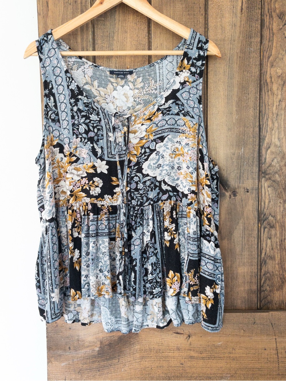 American Eagle Floral Tie Front Sleeveless Blouse Large Bohemian Summer Festival